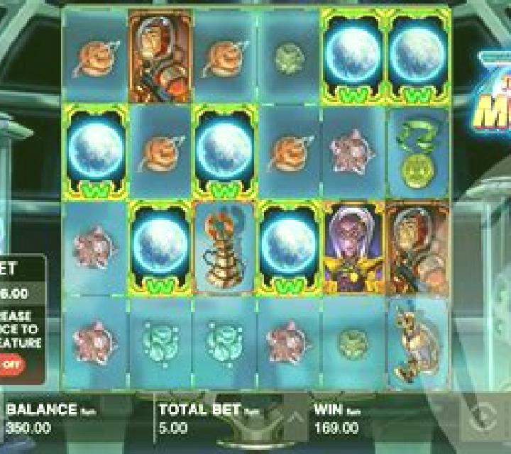 Mighty Moon slot machine