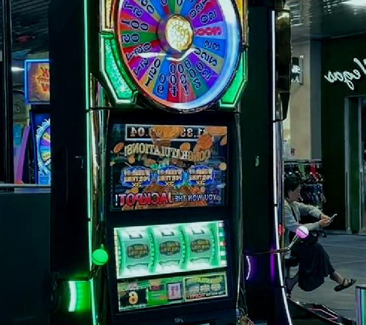 Million Dollar Punch slot game