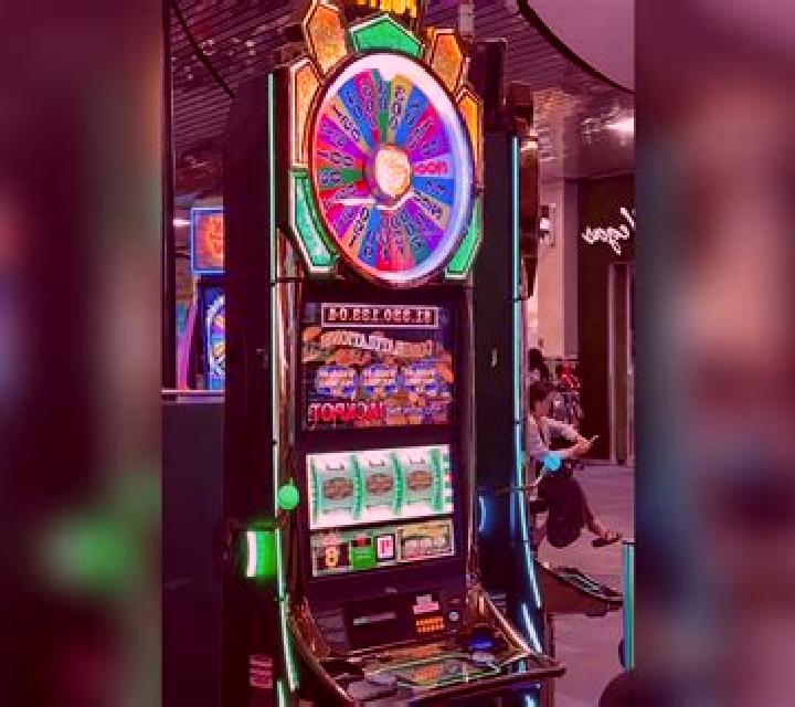 Million Dollar Punch slot machine