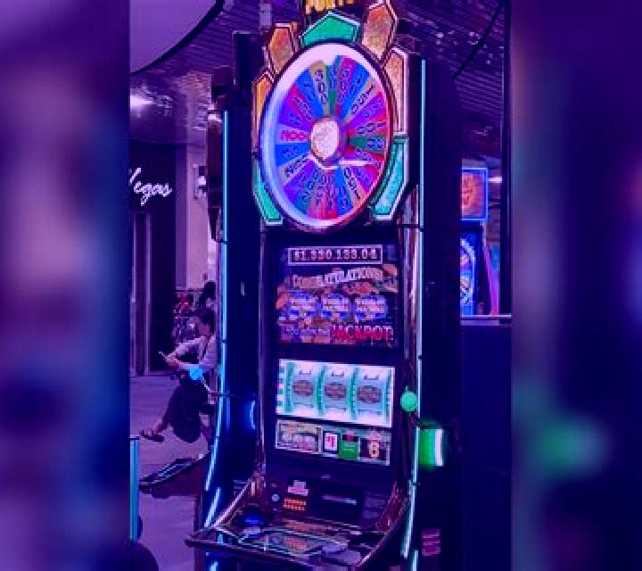 Millionaire Super Wins slot machine