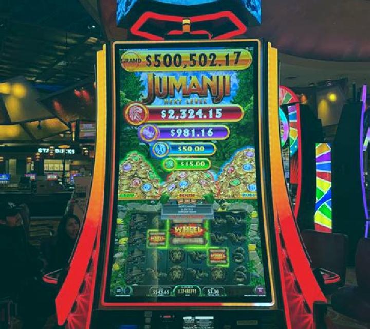 Minted Mike slot machine