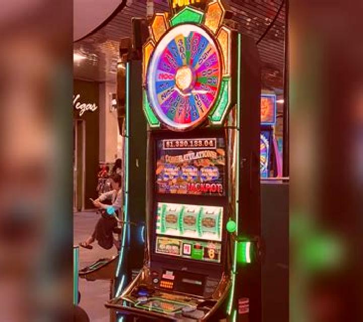 Mirror Jackpot slot machine