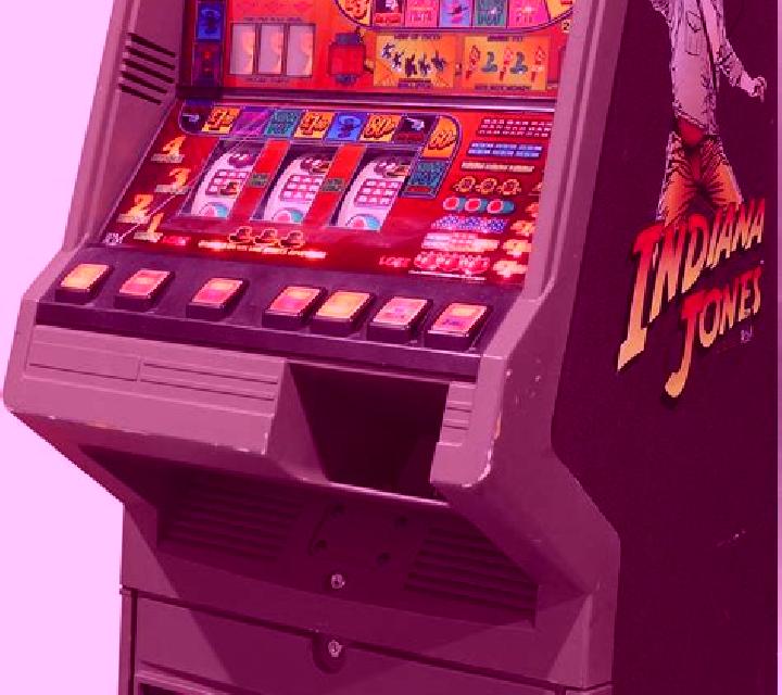 Miss Jones slot machine