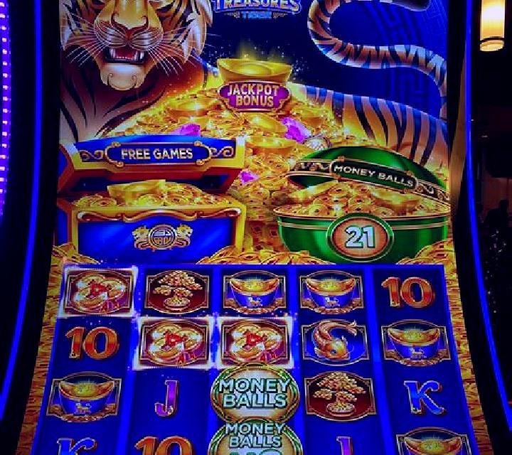 Miss Tiger slot machine