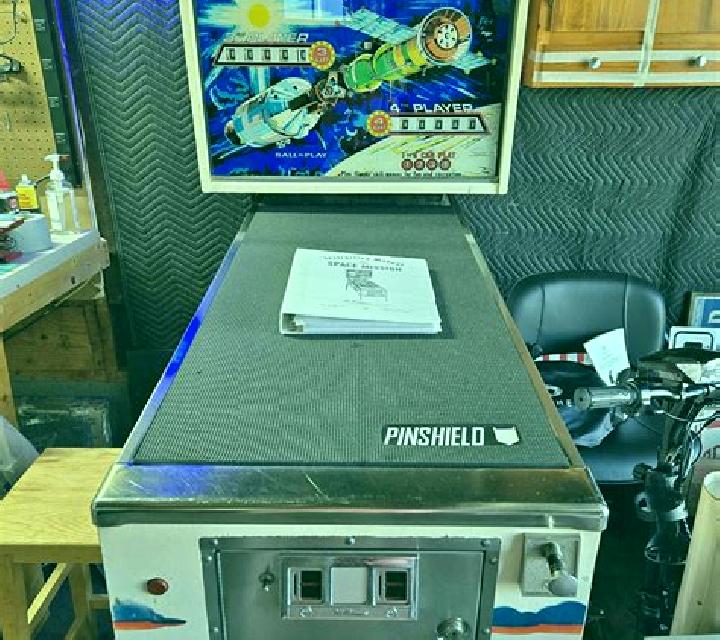 Mission Uncatchable slot machine