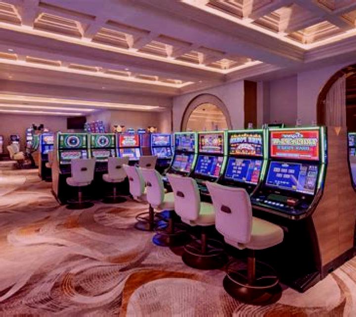 Molly s Ranch slot
