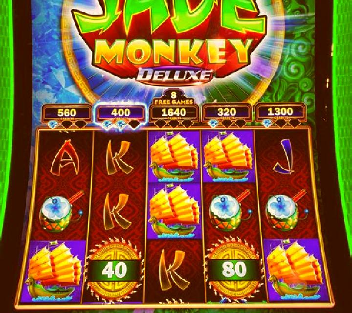 Monkey GoGo slot machine