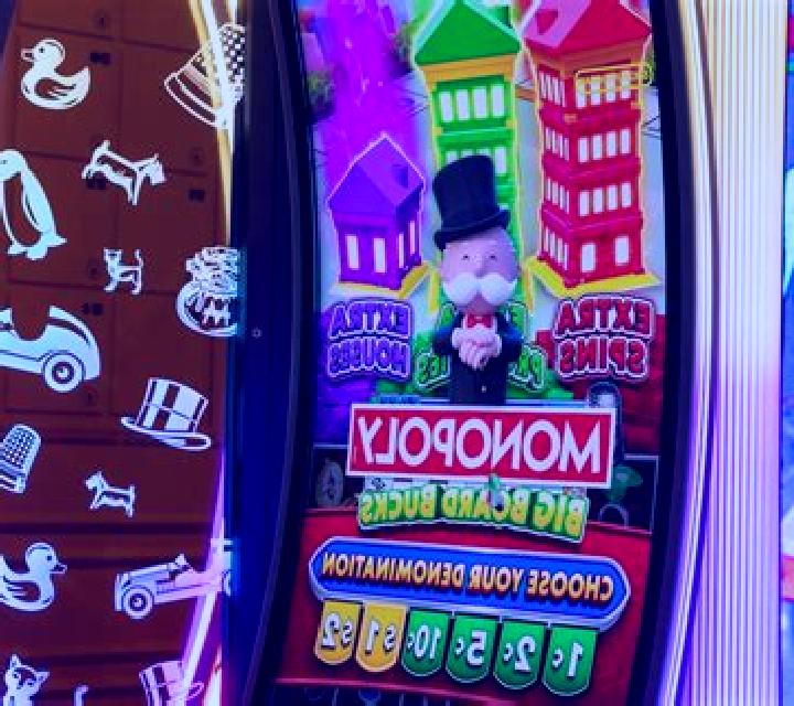 Monopoly City slot machine