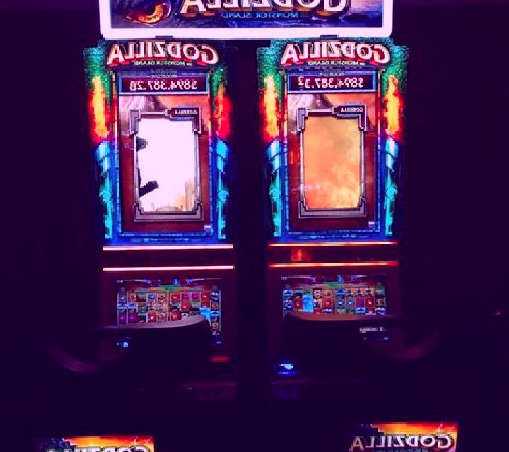 Monster Island slot machine