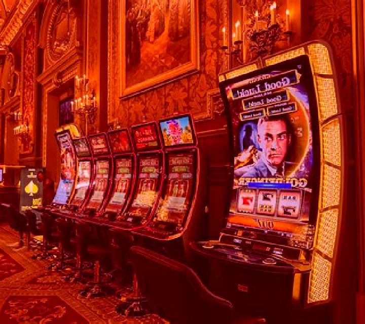 Monte Carlo Heist slot machine