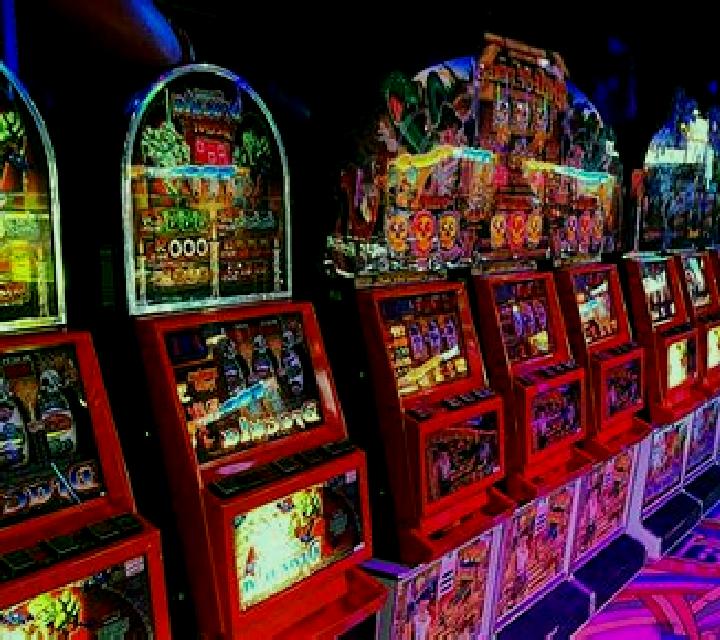Mr. Happy Ticket slot machine