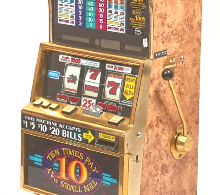 Multi Crown 10 slot machine
