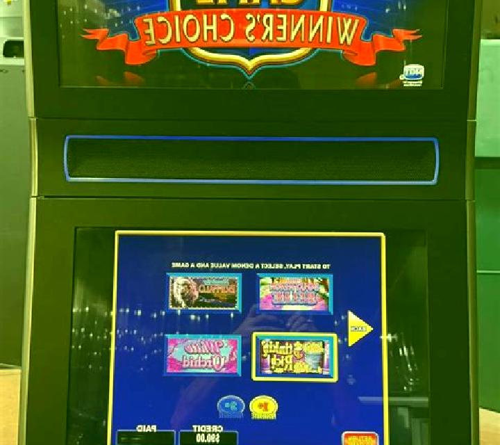 Multi Table slot machine