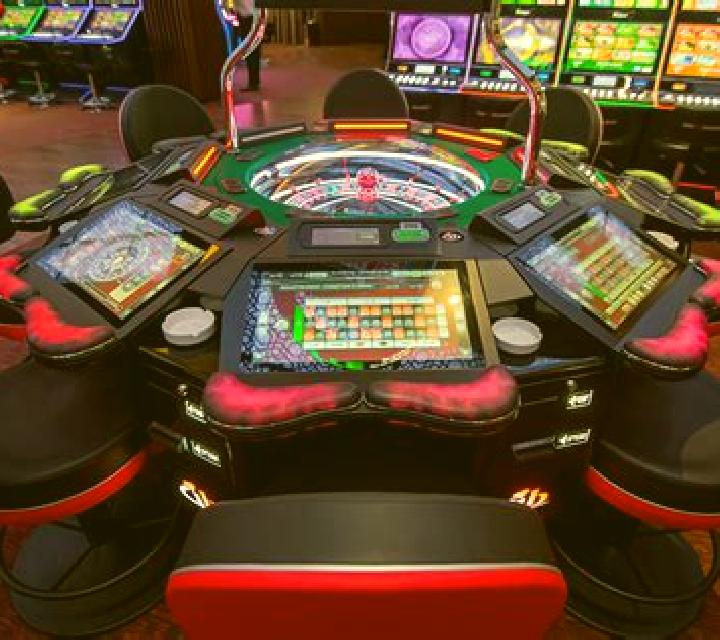 Multiplayer Roulette slot machine