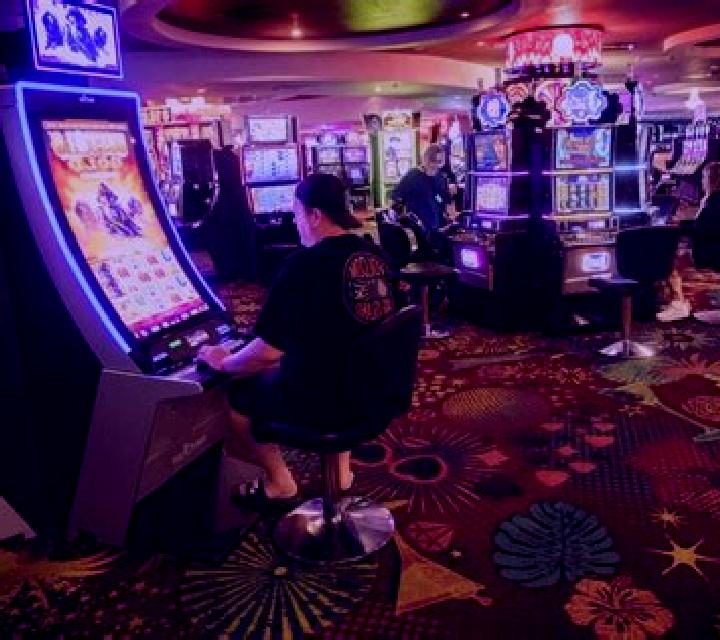 Neon Fruits (Arcadem) slot machine
