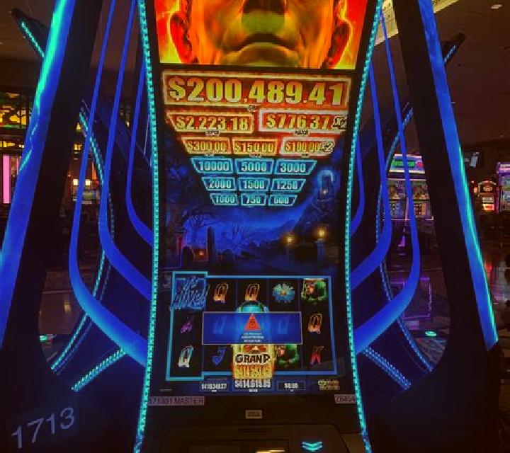 Neon Life slot game