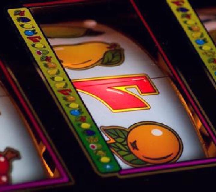 Neon2077 slot machine