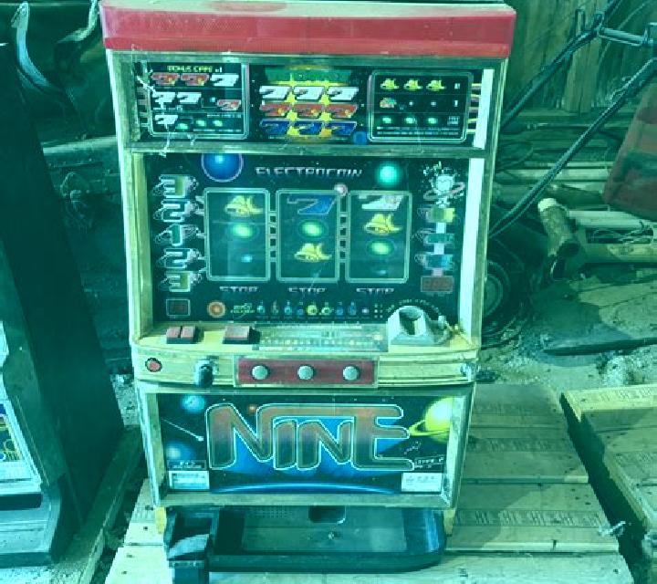 Nine Knights slot machine
