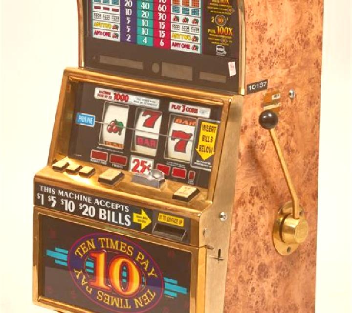 Noble Fate 10 slot machine