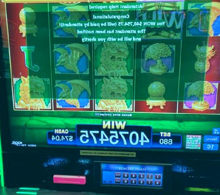 Nudge N Win Gold slot game