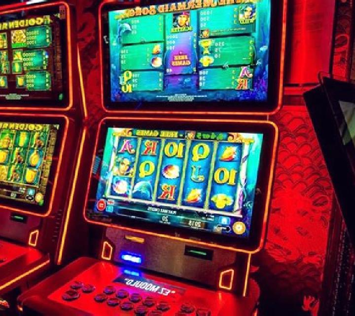 Nugget Navigators slot machine