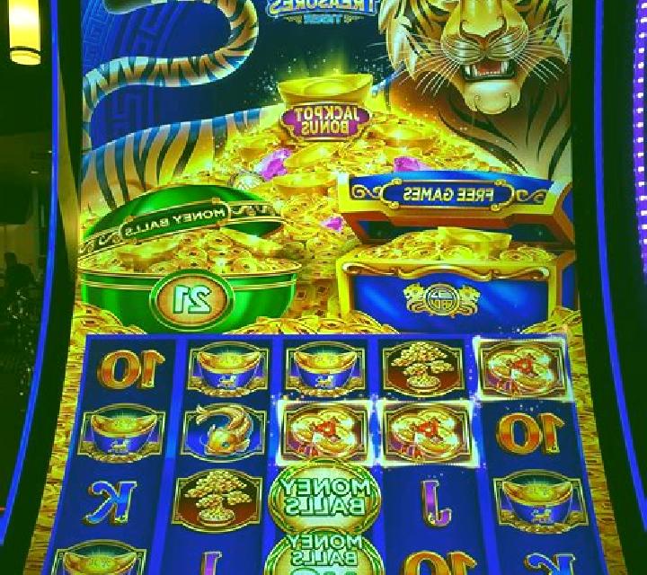 Ocean Kings Treasure slot machine