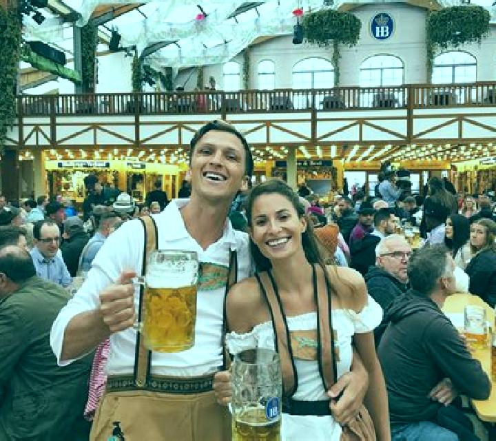 Oktoberfest Take It or Build It online slot
