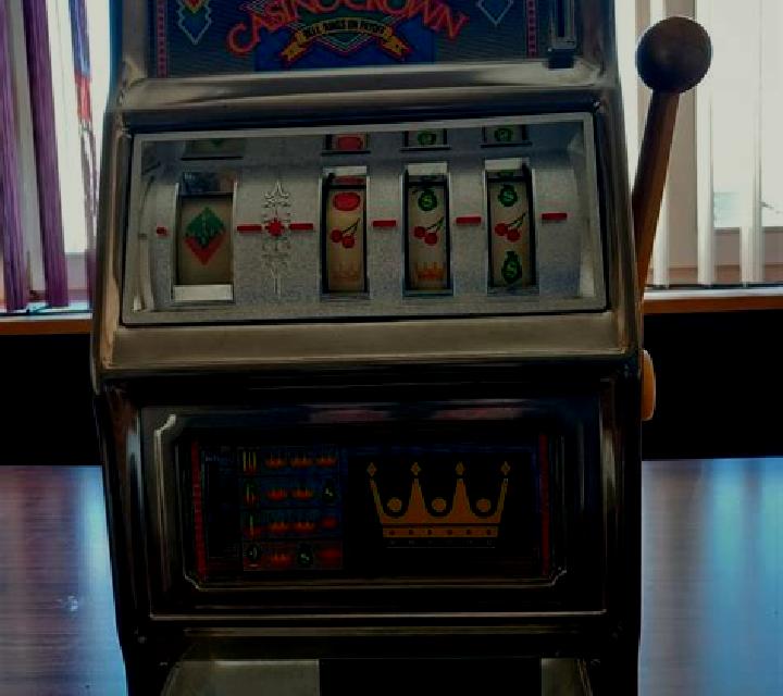 Old Crown slot machine
