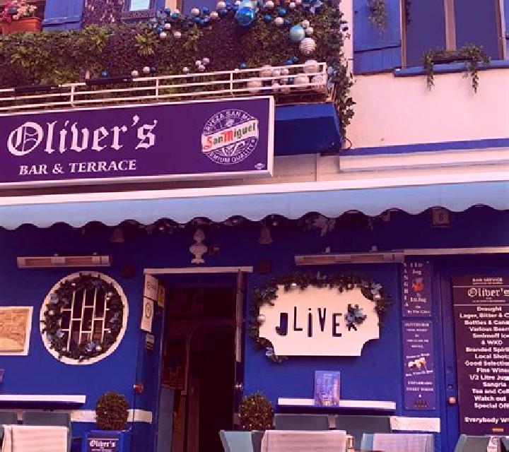 Oliver s Bar online slot