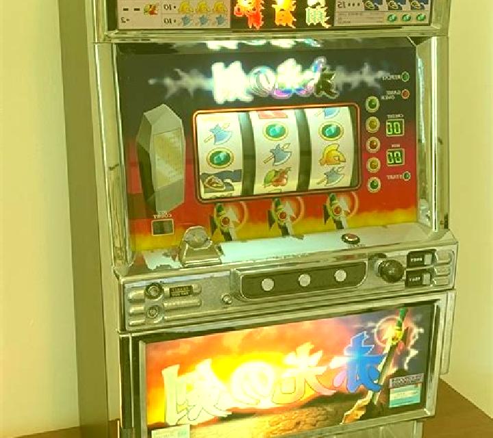 Olympia (GameScale) slot machine