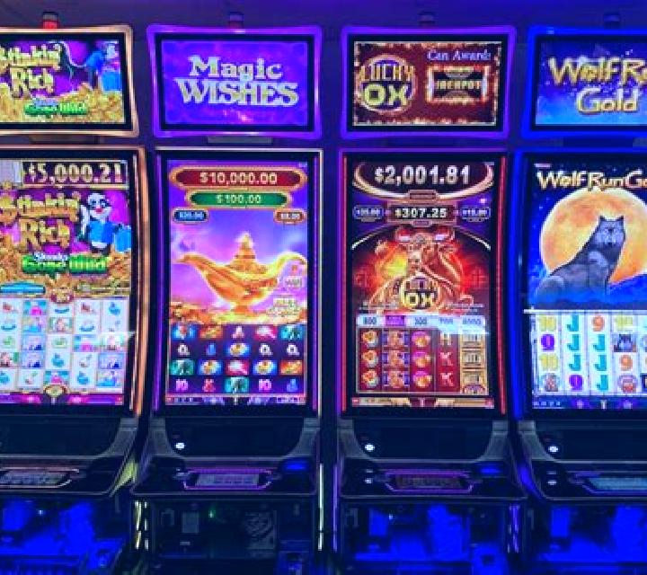Owl Eyes NEW slot machine