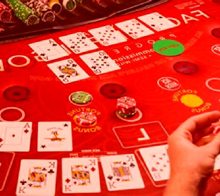 Pai Gow Poker (GamesOS) slot