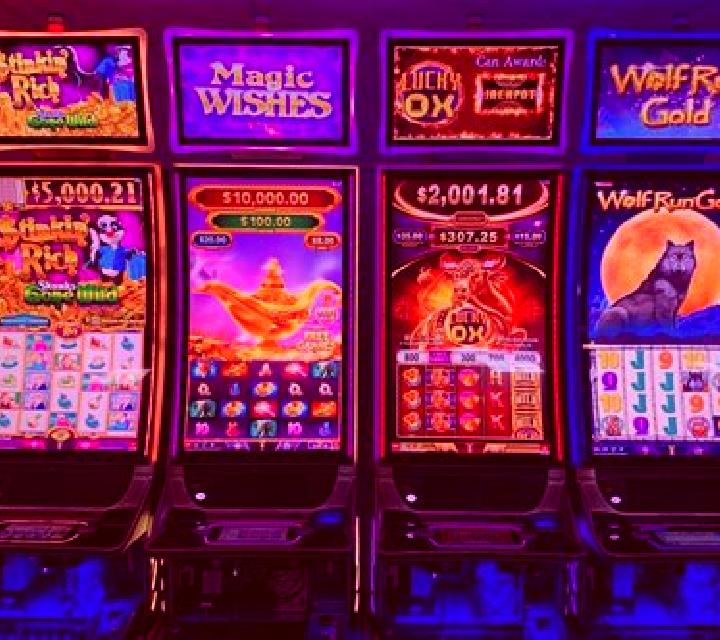 Peacock King 2 slot machine