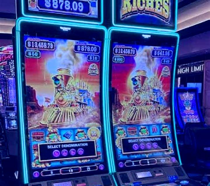 Peak Riches slot machine