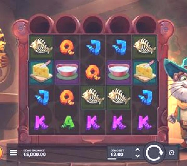 Peek & Pounce slot