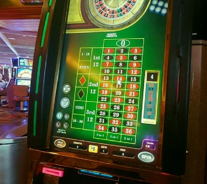 Penalty Roulette slot machine