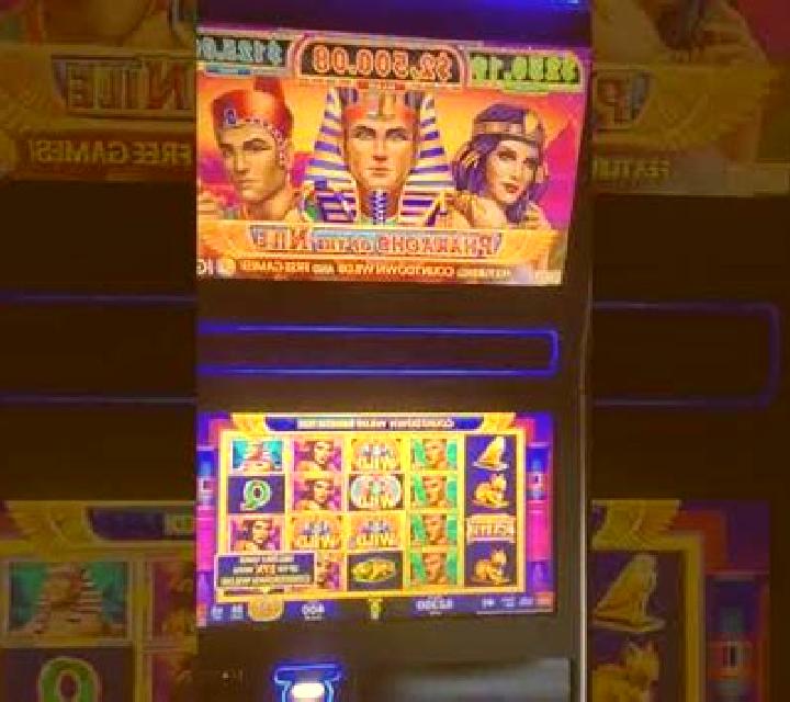Pharaohs Luck slot machine