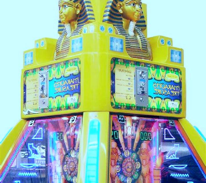Pharaoh s Treasure Deluxe slot game