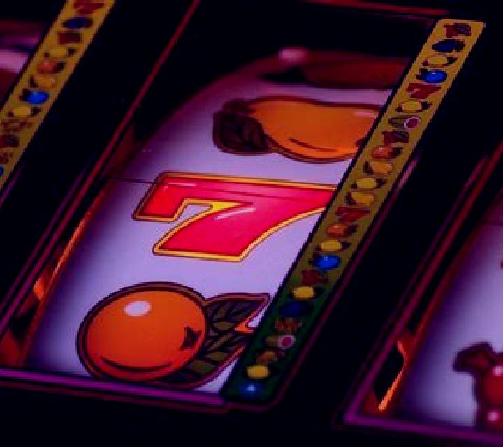 Piñateros slot machine