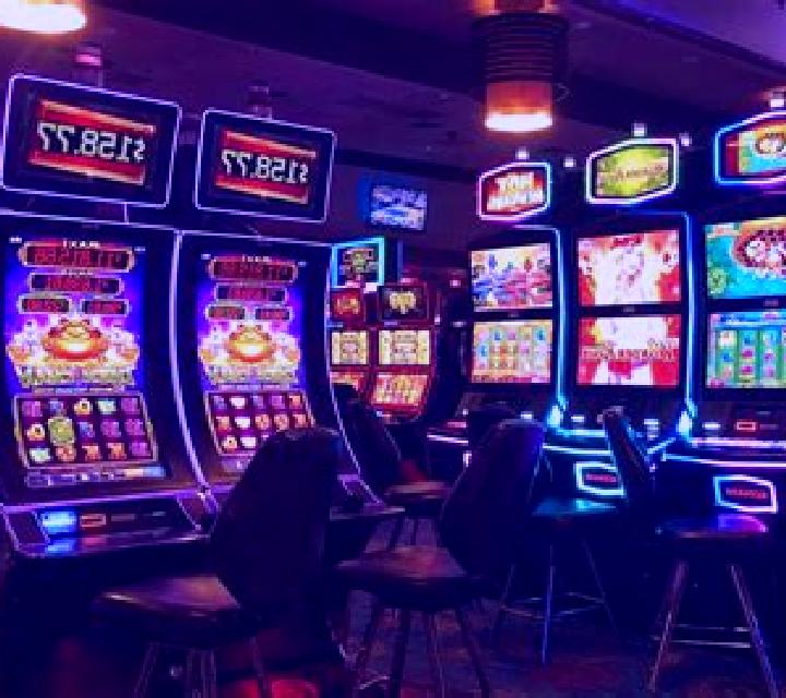 Picture This - XXmas slot machine