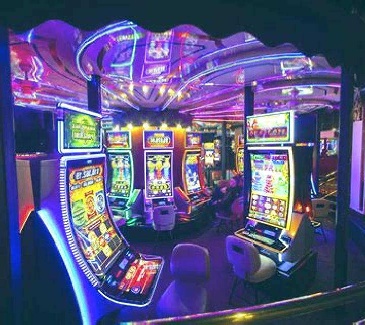 Pin-Up Fruits 243 slot game