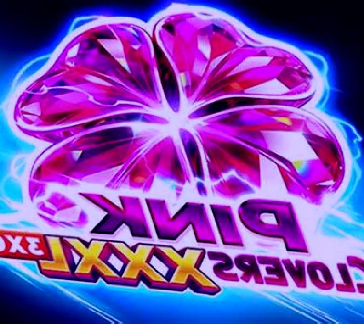Pink Clovers XXXL: Hold and Win online slot