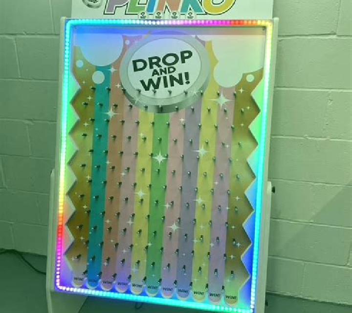 Plinko (Coin Machine Gaming) online slot