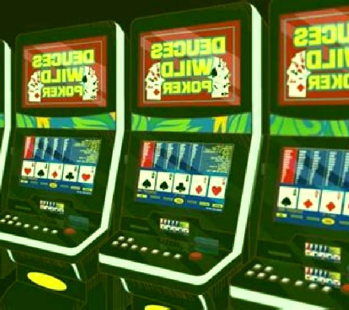 Poker 7 Bonus Deuces Wild slot game