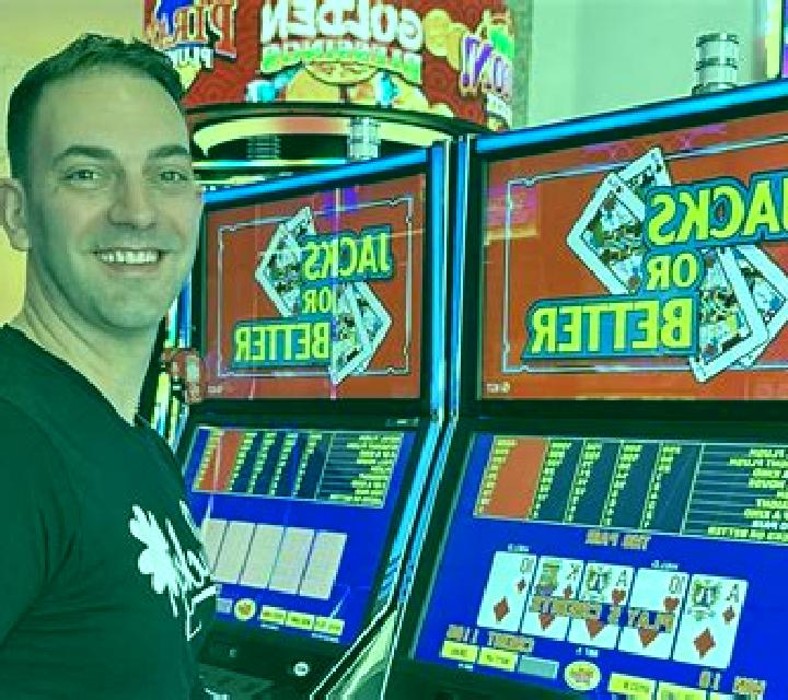 Poker Mania 1024 slot machine