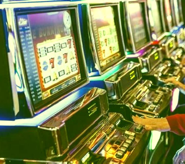 Poker Racing slot
