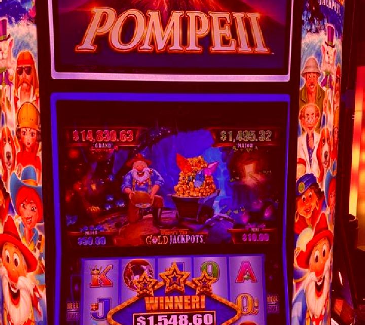 Pome Splash 5 slot machine