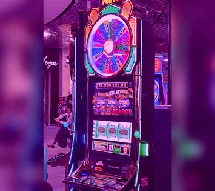 Pond Life slot machine