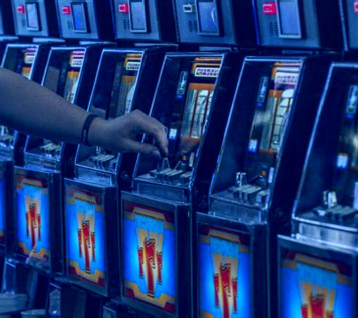 Pop and Drop slot machine