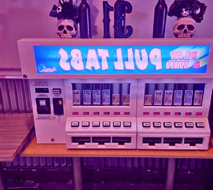 Pot Luck Pull Tab slot